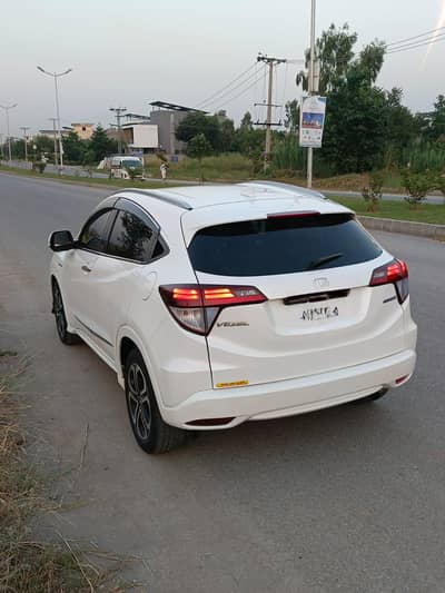 Honda Vezel 2013