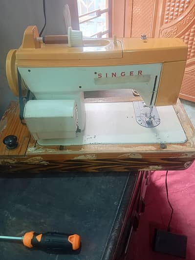 Singer Professional Discmatic 974 sewing machine