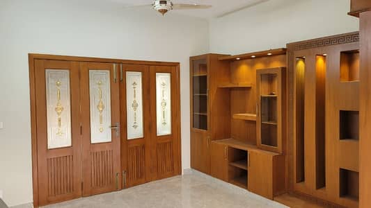 Centrally Located Lower Portion Available In F-11/2 For rent