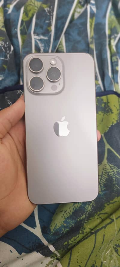 Apple iPhone 15 Pro Max