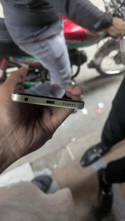 Tecno Spark 20C