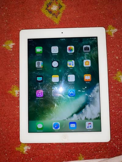 ipad 4 good condition 32gb (03175800687)