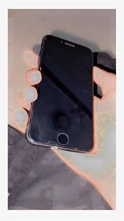Apple iPhone 8