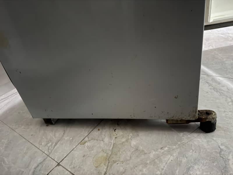 refrigerator 2