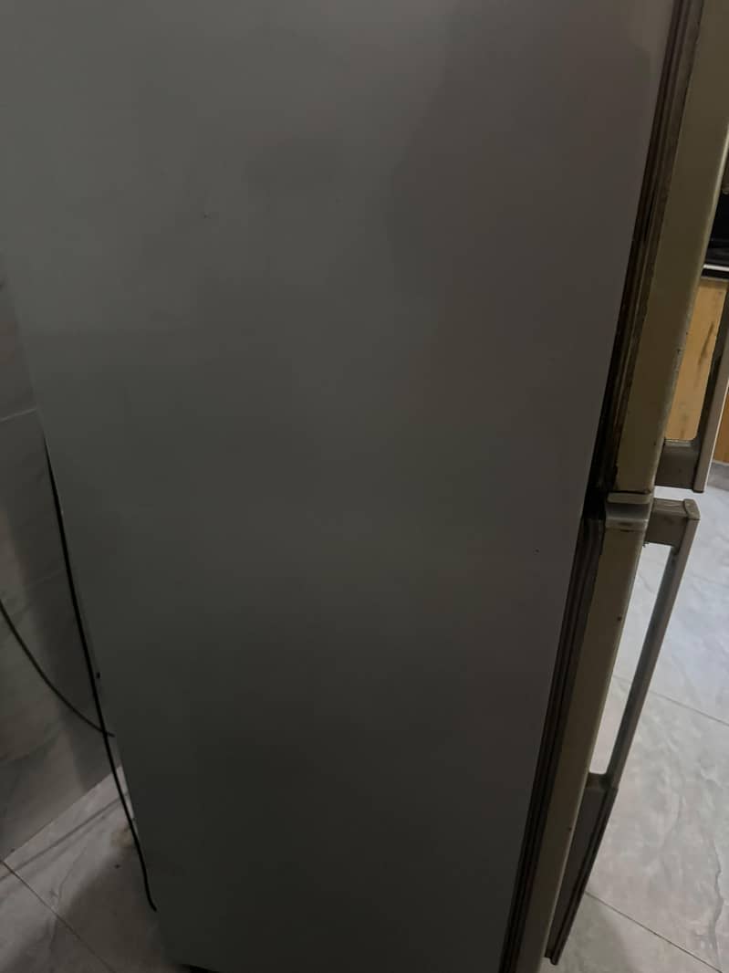 refrigerator 4