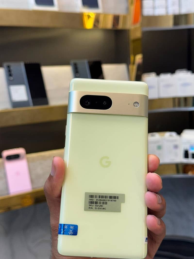 Google Pixel 7 10
