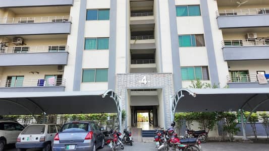 Cheapest 4 Bed 12 Marla Flat On 2nd Floor Available For Rent In Askari 11 Lahore