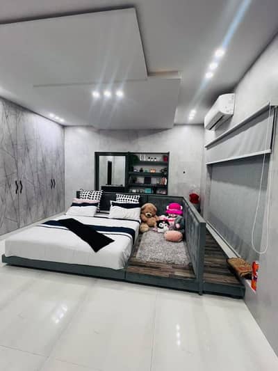 1 Kanal Furnsihed House Available For Rent In Sector C Bahria Town Lahore
