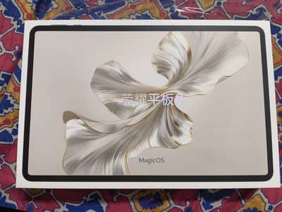 Honor Pad 9  – 8GB RAM / 128GB Storage