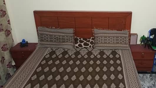 King size Bed with mattress