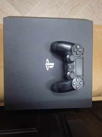 PS 4 PRO 1TB - Jailbreak for sale