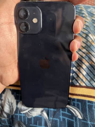 Apple iPhone 12