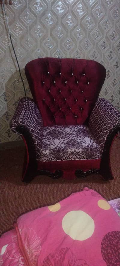 5 seater sofa set ,dark maroon color ,neat and clean