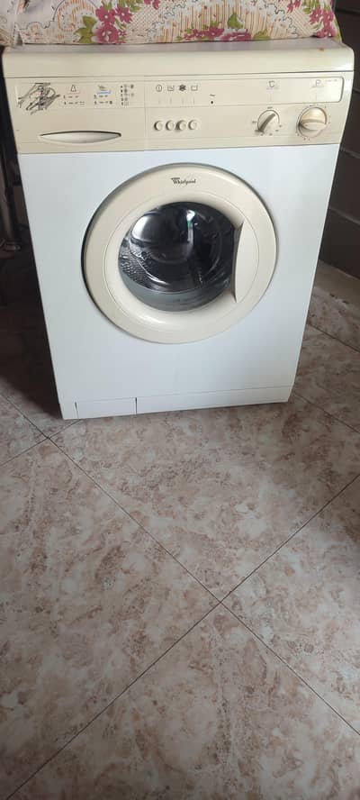 Whirlpool FL243 Front Load Washing Machine 5kg