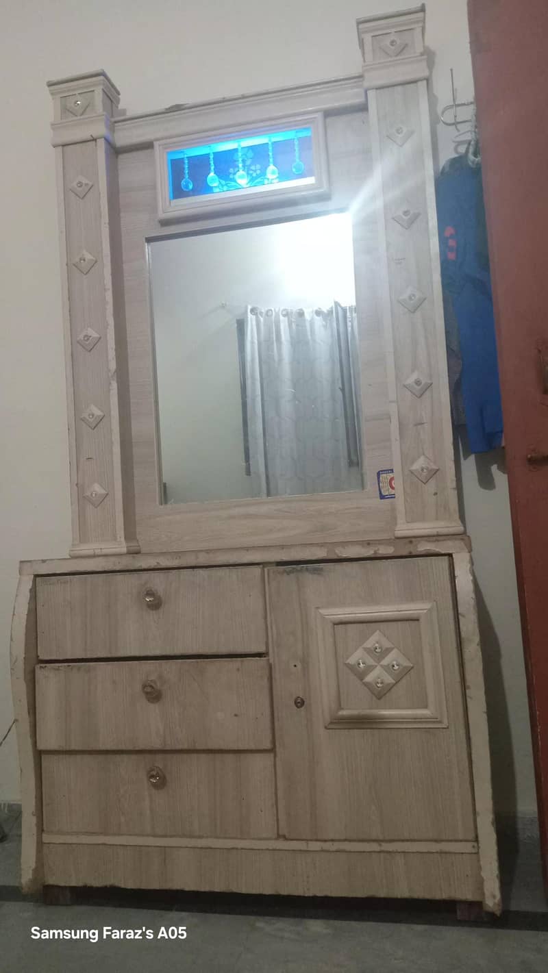 Large size Dressing table 2