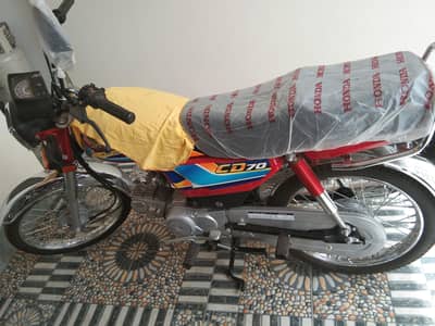 CD 70 2026 model only 77 KM
