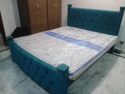 Dabel bed with mattress