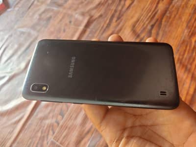 Samsung A10