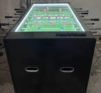 Almost New Foosball Table with linstalled Lights and Mirror.