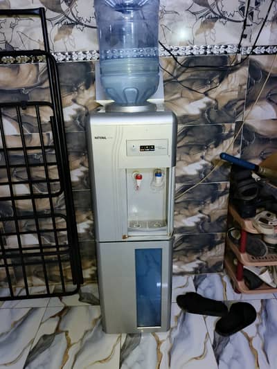 Water dispenser urgent sale karna he