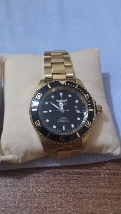 Mein's Watches (Golden & Black Tone) Cond. 10/10 (0300-2340551)