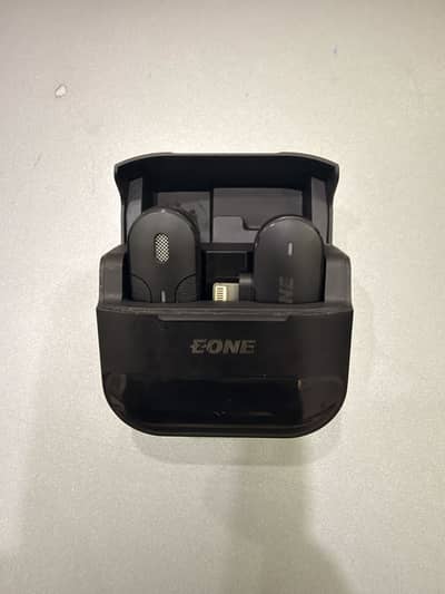 EONE Mic Wave Single Wireless Microphone for iPhone (Imported)