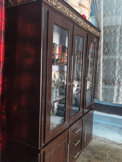 showcase/ kara Kari cabinet