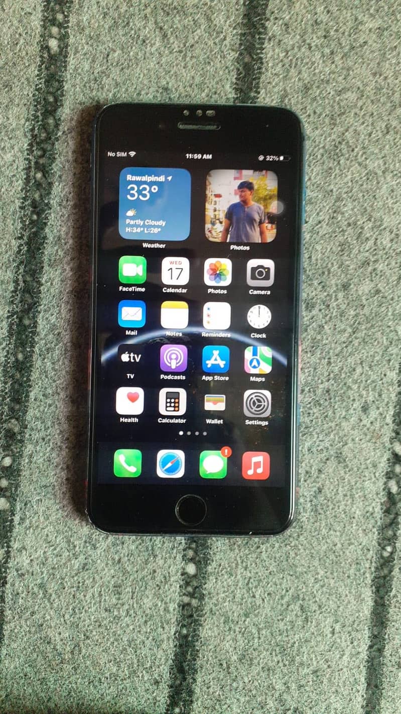 Apple iPhone 8 Plus 2