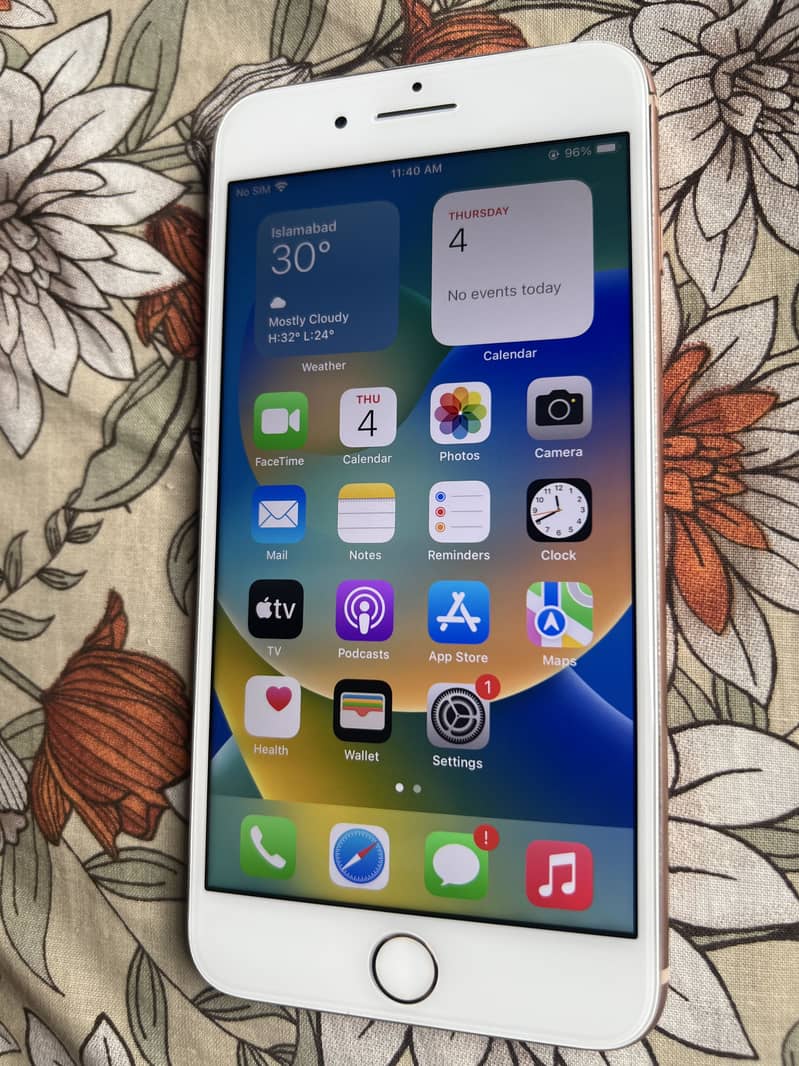 Apple iPhone 8 Plus 2