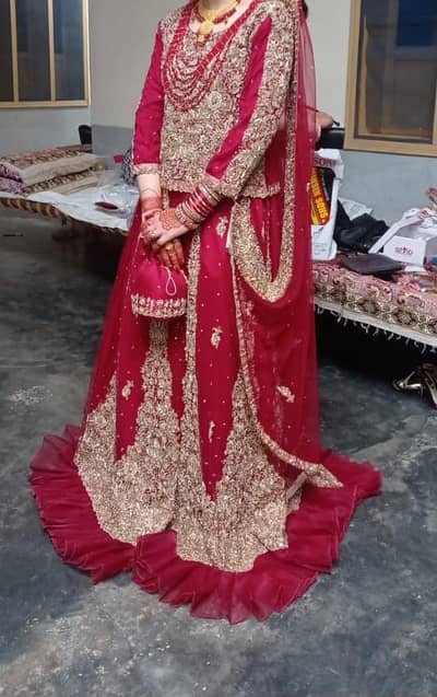 Bridal lengha for sale,heavy emboroidery,wedding dress ,one time used