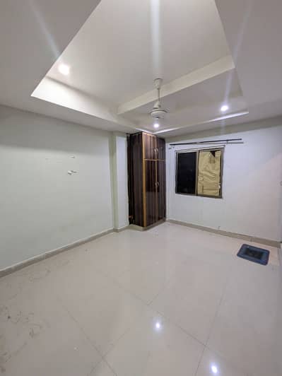 2 Bed Non furnished apartment Available for Rent