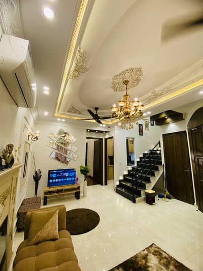 Per Day Rent _ 5 Marla Furnished House, 9 Town DHA on per day rent