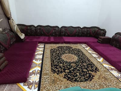 Afghani seats