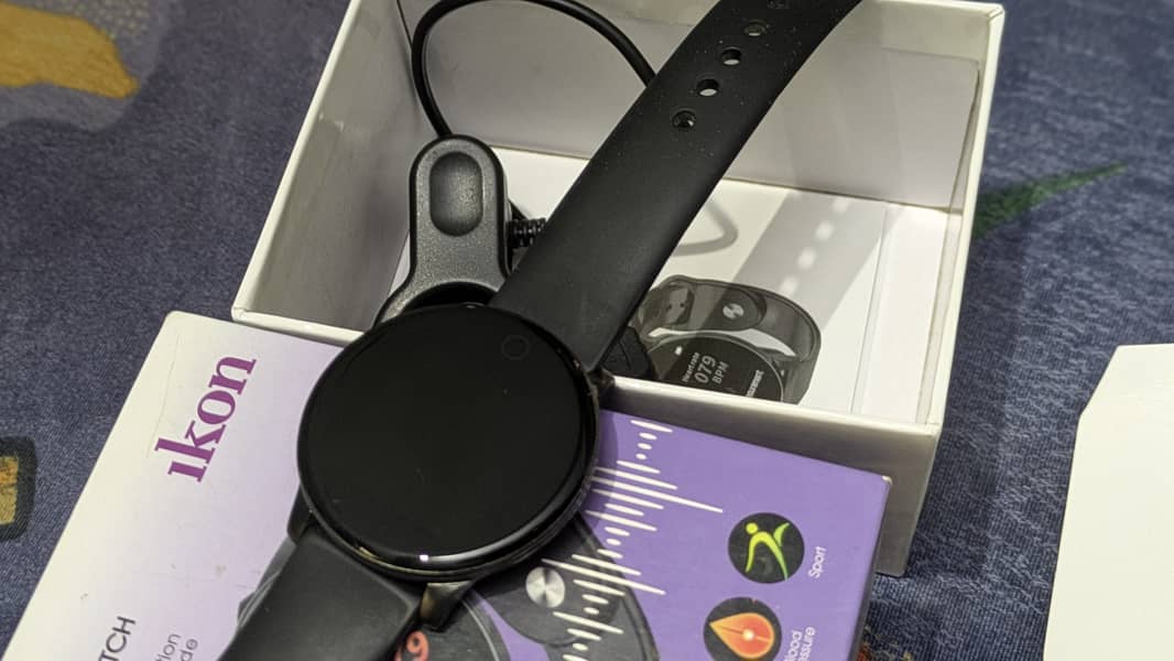 Smart watch 0