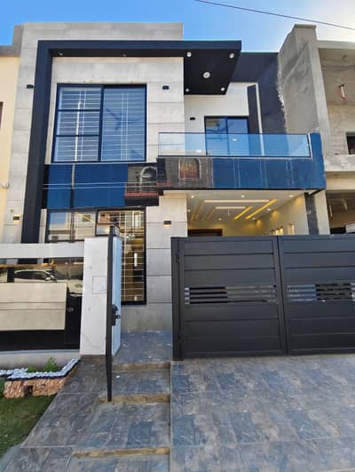 5 Marla Brand New House For Sale -Tulip Extension Block Park View City Lahore