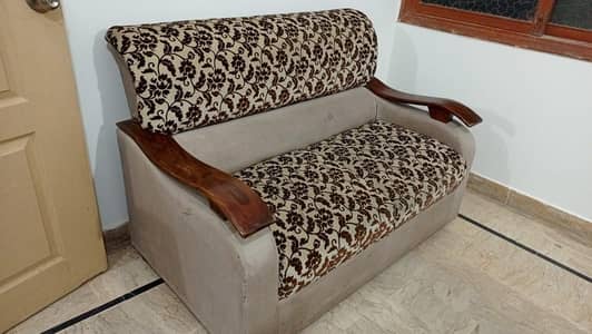 7 Seater Sofa | Used Sofa | 7/10 Condition