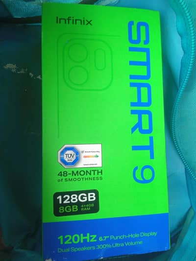 Infinix smart 9 4+4/128 10/10 condaion with box