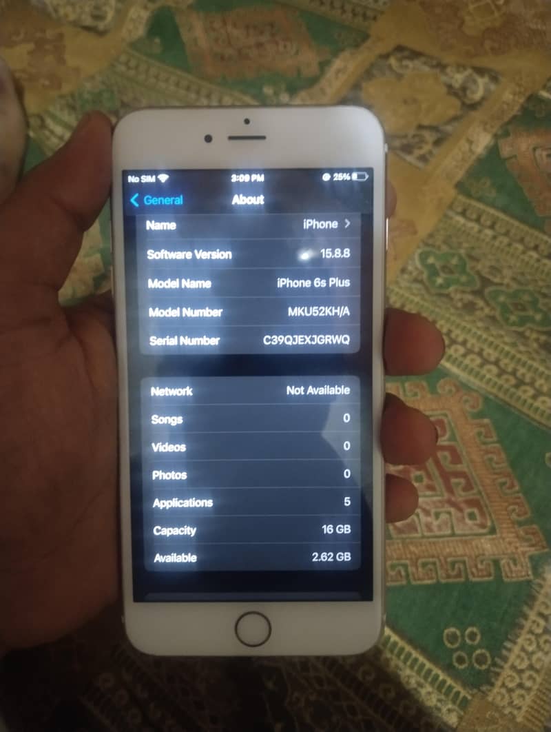 Apple iPhone 6S Plus 5