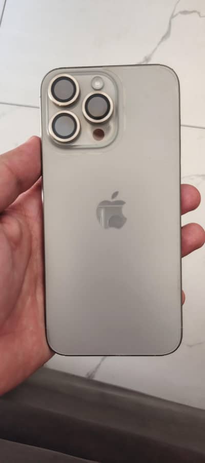 Apple iPhone 15 Pro Max