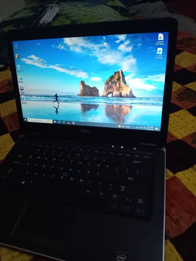 Dell i5, 4th Generation Lush Condition For Sale 10/10