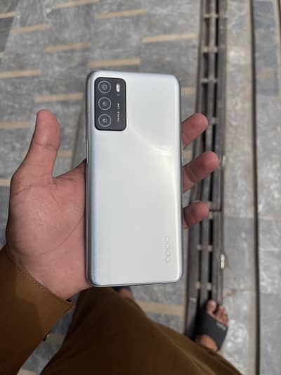 OPPO A16