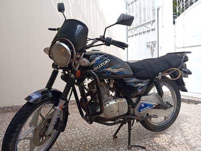 Suzuki GS-150 SE 2017