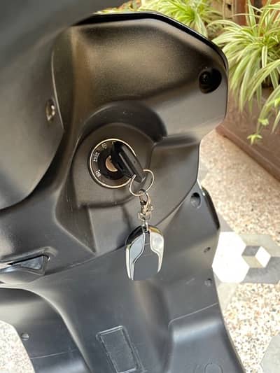 United Smart Pro Electric Scooty