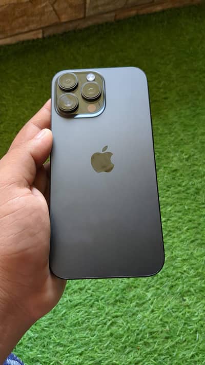 Apple iPhone 16 Pro Max