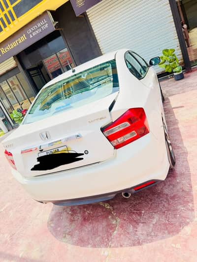 honda city 1.3 white 2019 model