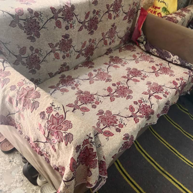 7 seater sofa 3 Table 3