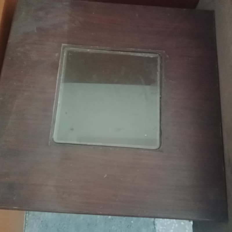 7 seater sofa 3 Table 5