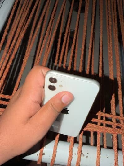 Apple iPhone 11 non pta 64gb (box (lost)wil given if found)