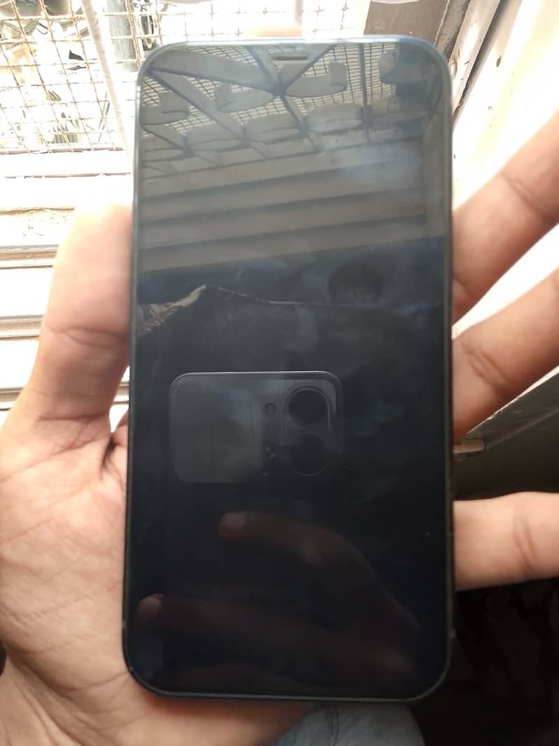 IPhone 12 3