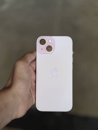 Apple iPhone 15